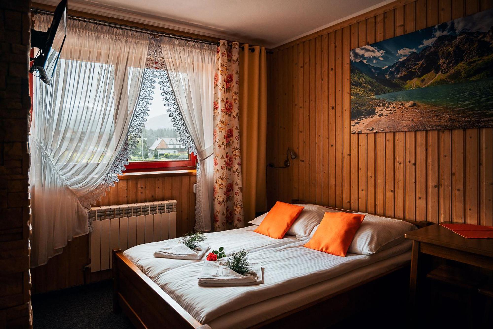 Pokoje Goscinne U Bronka Ciche Małe Exteriér fotografie